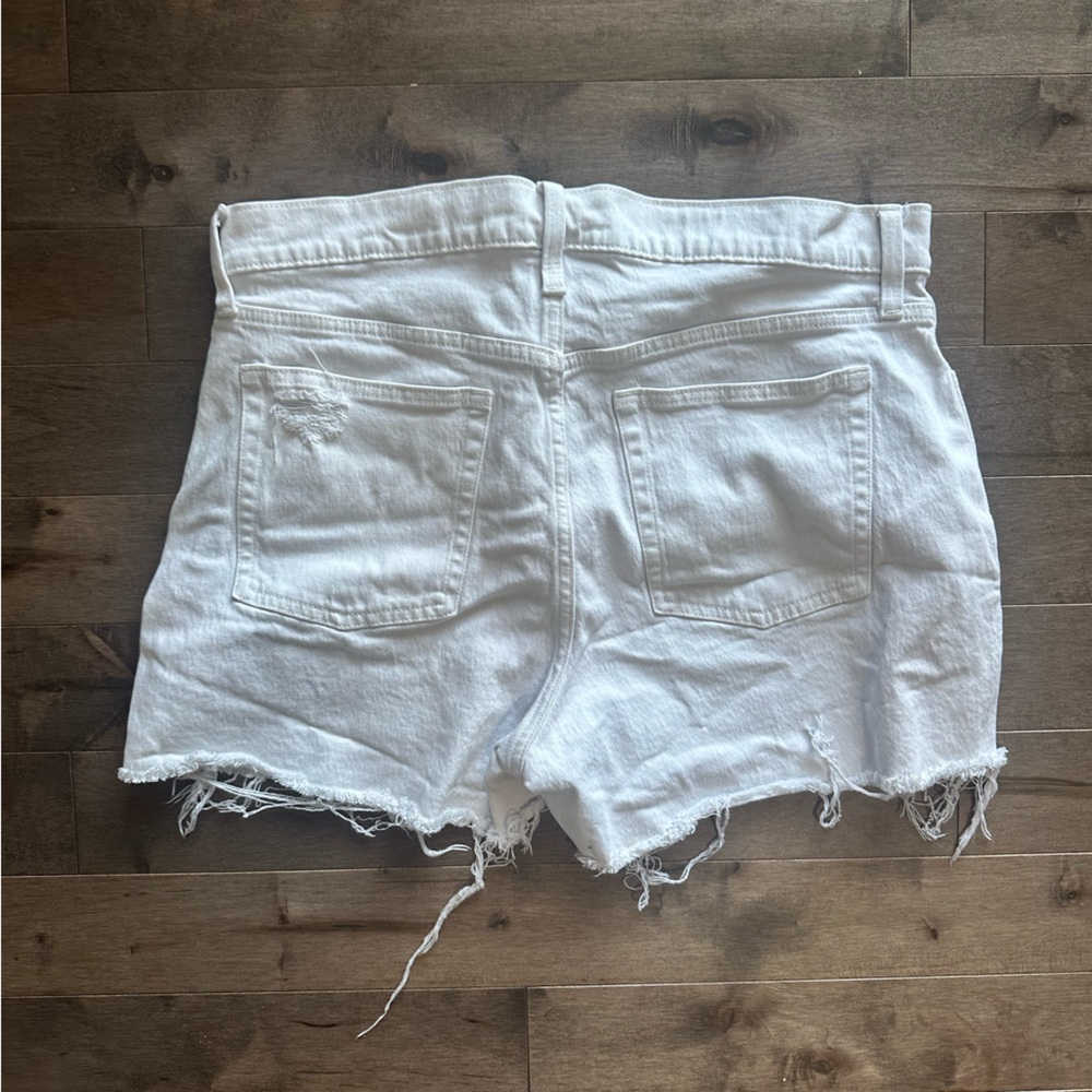 GAP White “cheeky short High rise” Jean shorts - size 32 - Picture 5 of 6